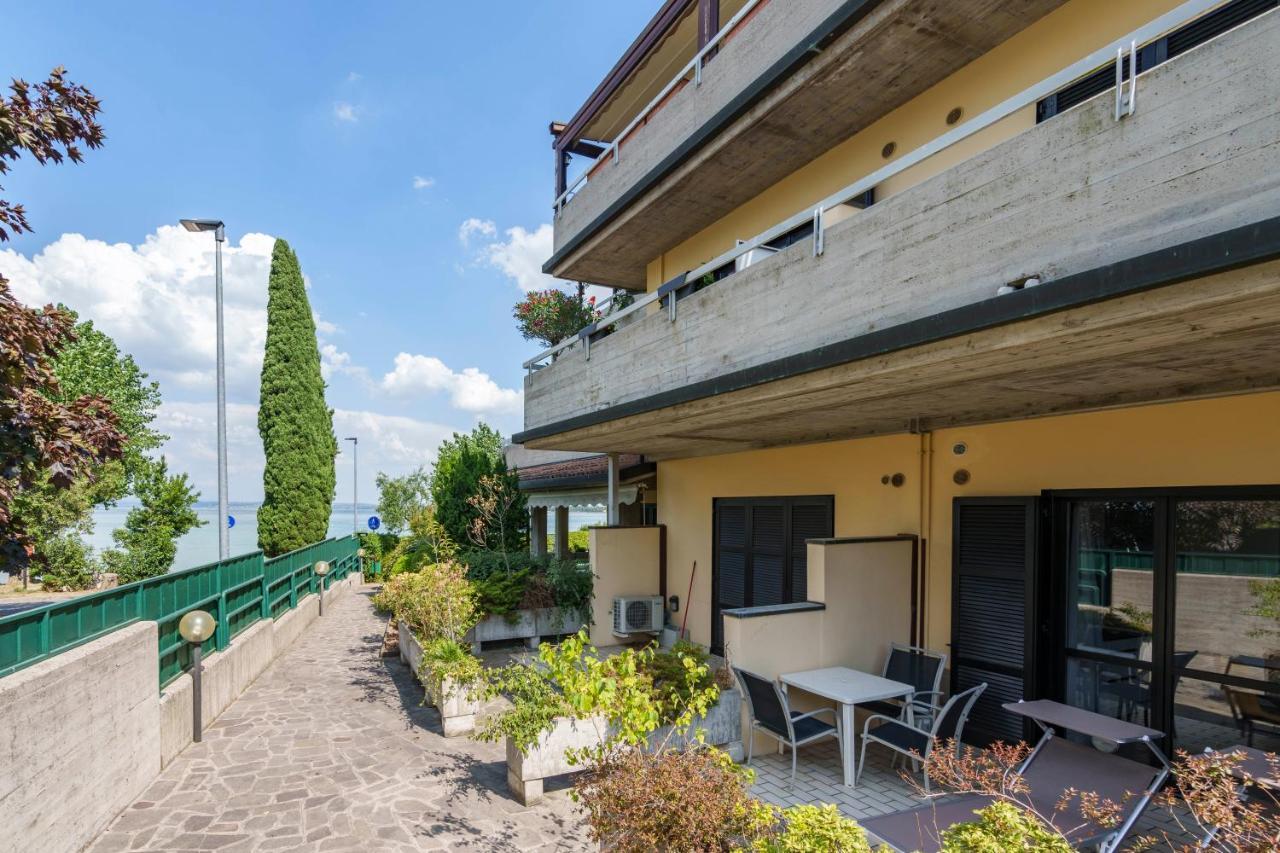 Lake Apartment Primea Sirmione Exterior foto
