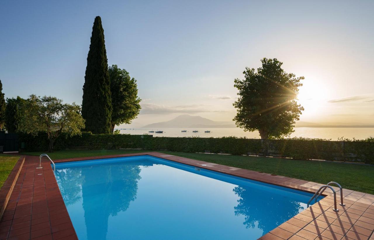 Lake Apartment Primea Sirmione Exterior foto